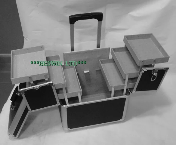 Beauty case — view 2