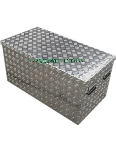 Truck box — view 2